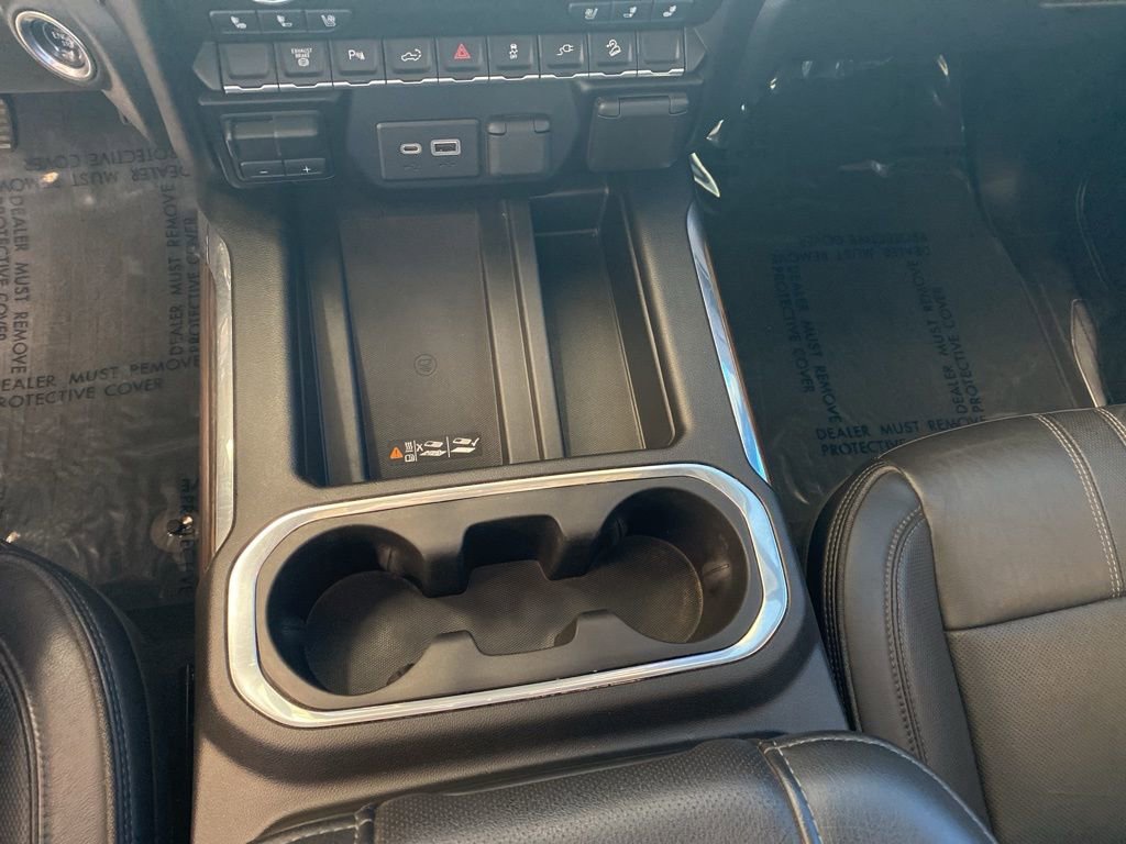 2023 Chevrolet Silverado 3500HD High Country photo 9