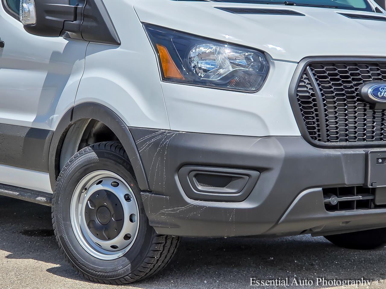 2025 Ford Transit Cargo Van photo 3