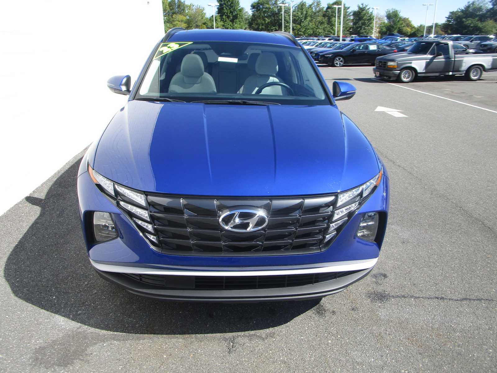 2023 Hyundai Tucson SEL Convenience photo 2