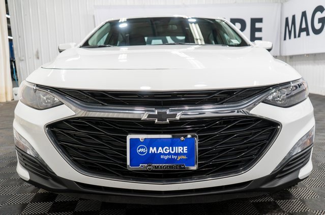 2025 Chevrolet Malibu 1LT photo 3