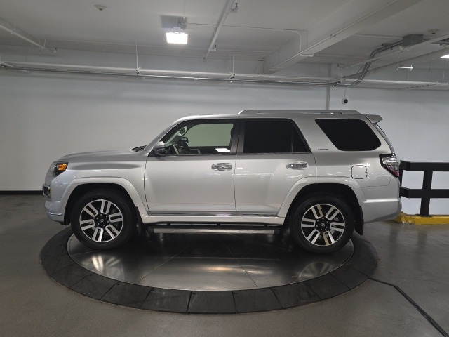 2024 Toyota 4Runner Limited photo 3