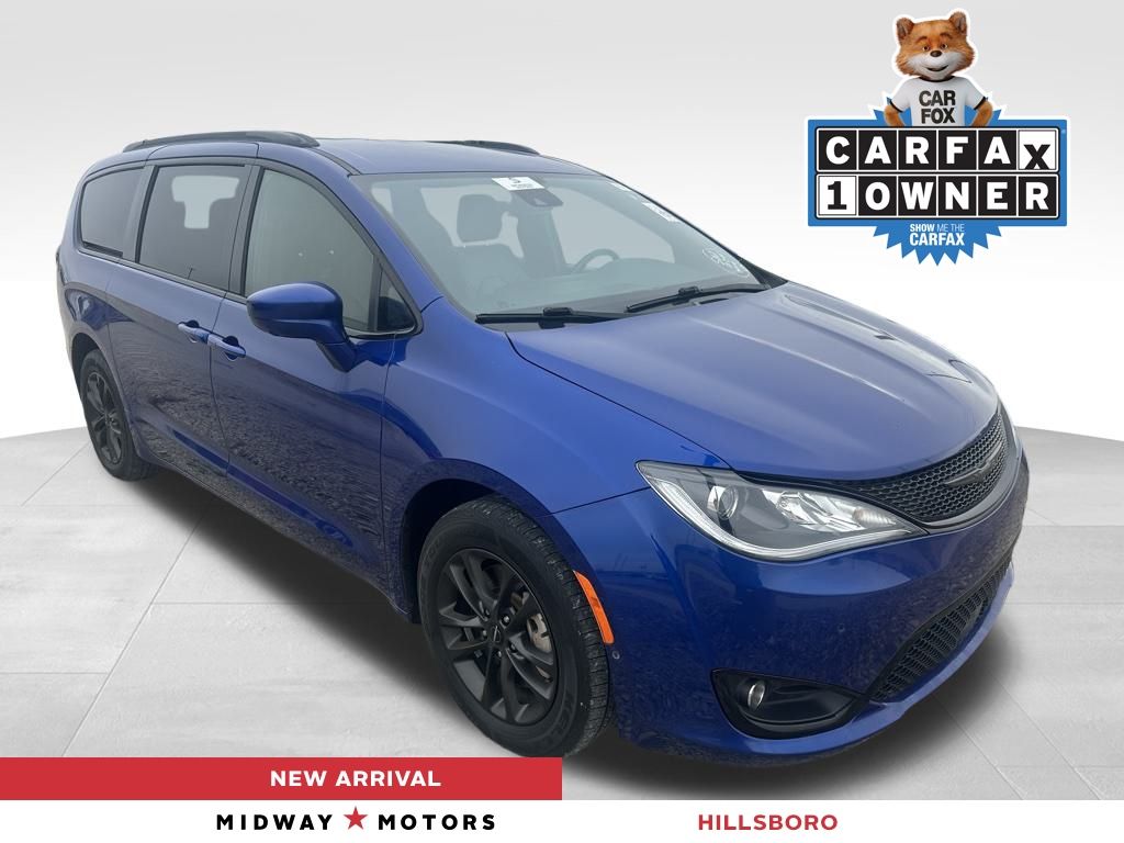 2020 Chrysler Pacifica AWD LAUNCH EDITION's photo