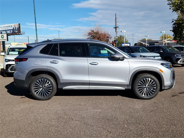 2025 Volkswagen Tiguan S photo 2