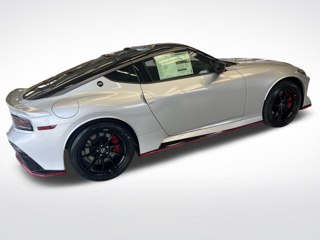 2024 Nissan Z Nismo photo 4