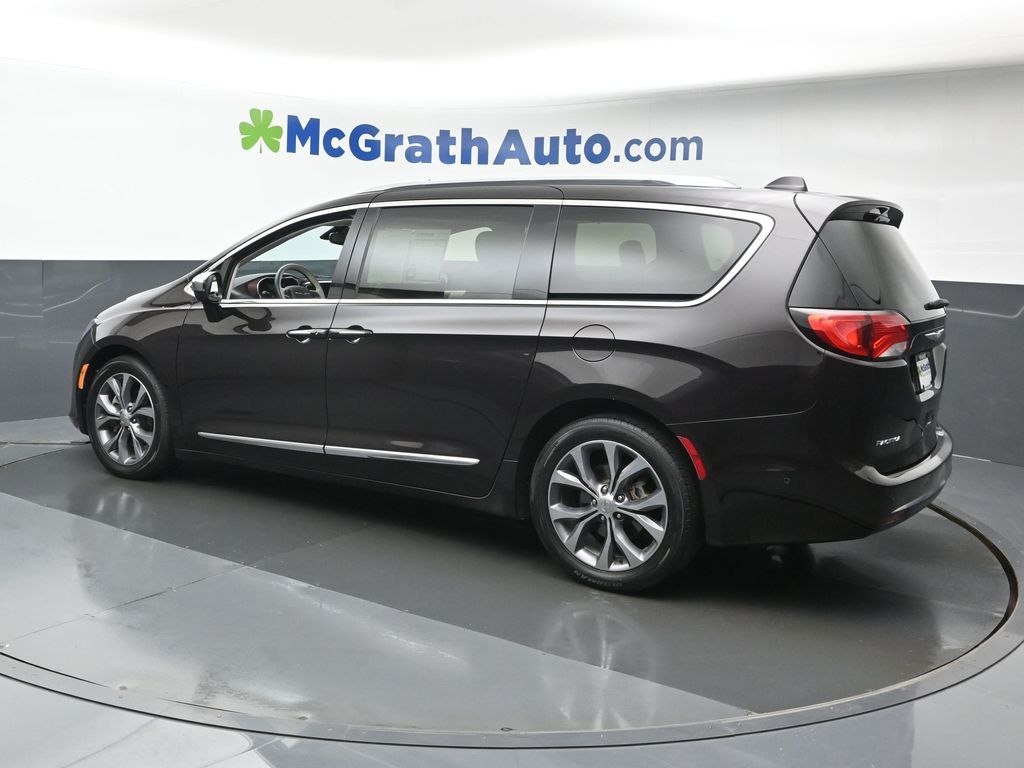 2017 Chrysler Pacifica Limited photo 20
