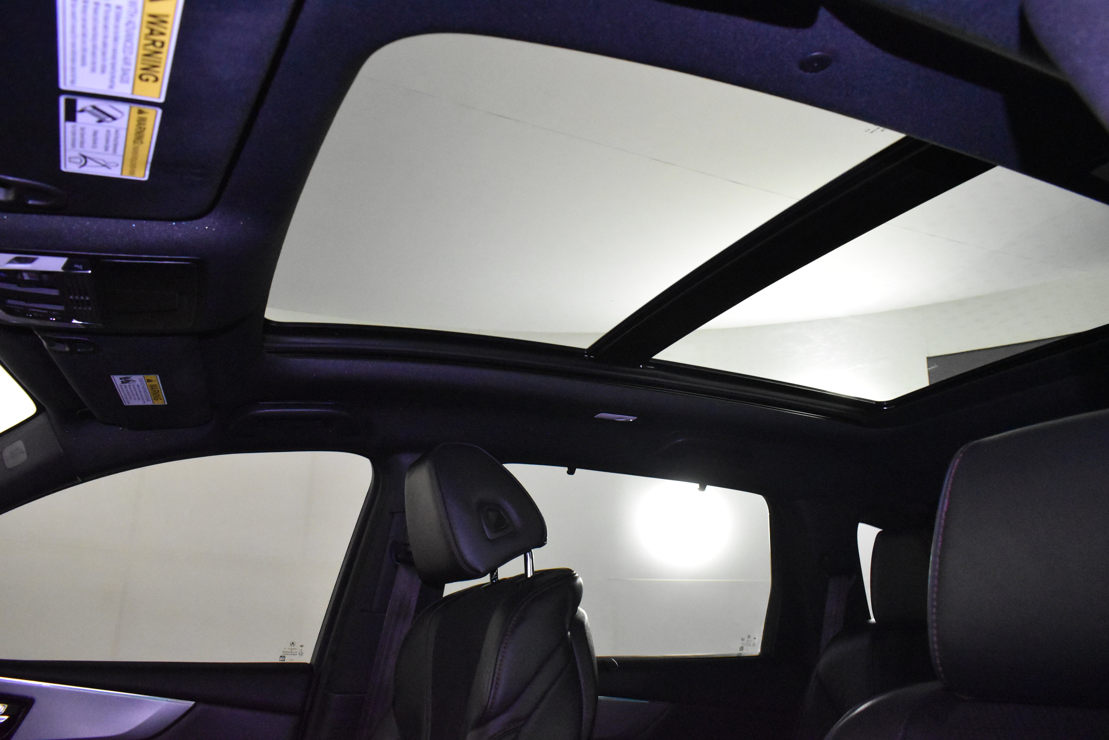2023 Acura MDX SH-AWD A-Spec photo 4