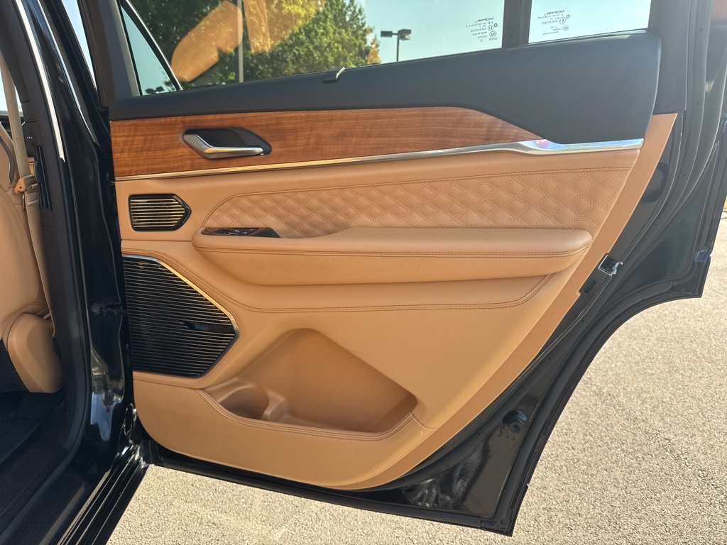 2021 Jeep Grand Cherokee L Summit Reserve photo 32