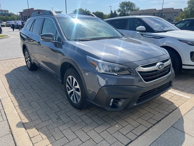 2022 Subaru Outback Premium photo 2