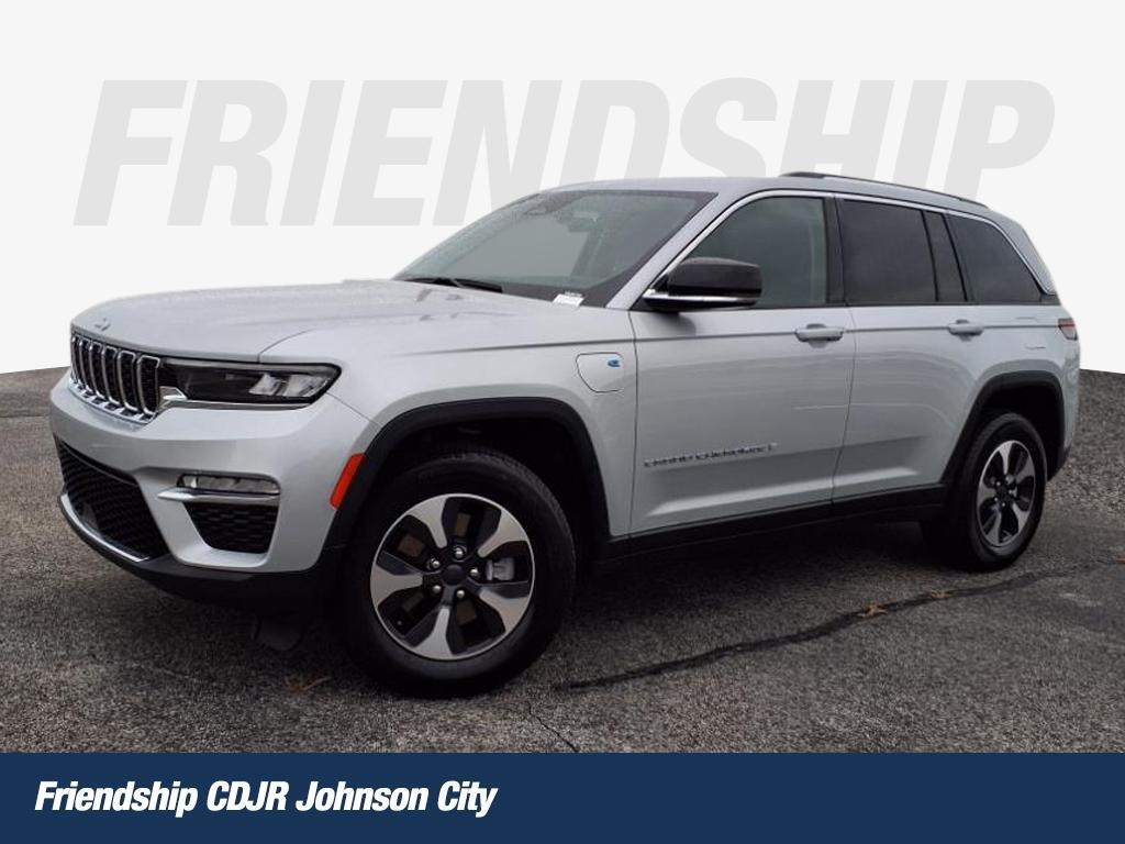 2023 Jeep Cherokee 4xe photo 2