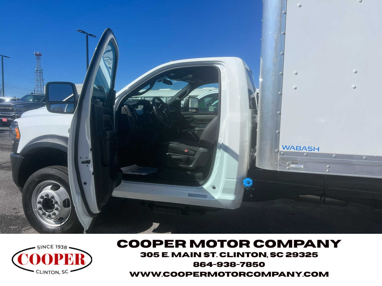 2024 Ram 4500 SLT photo 3