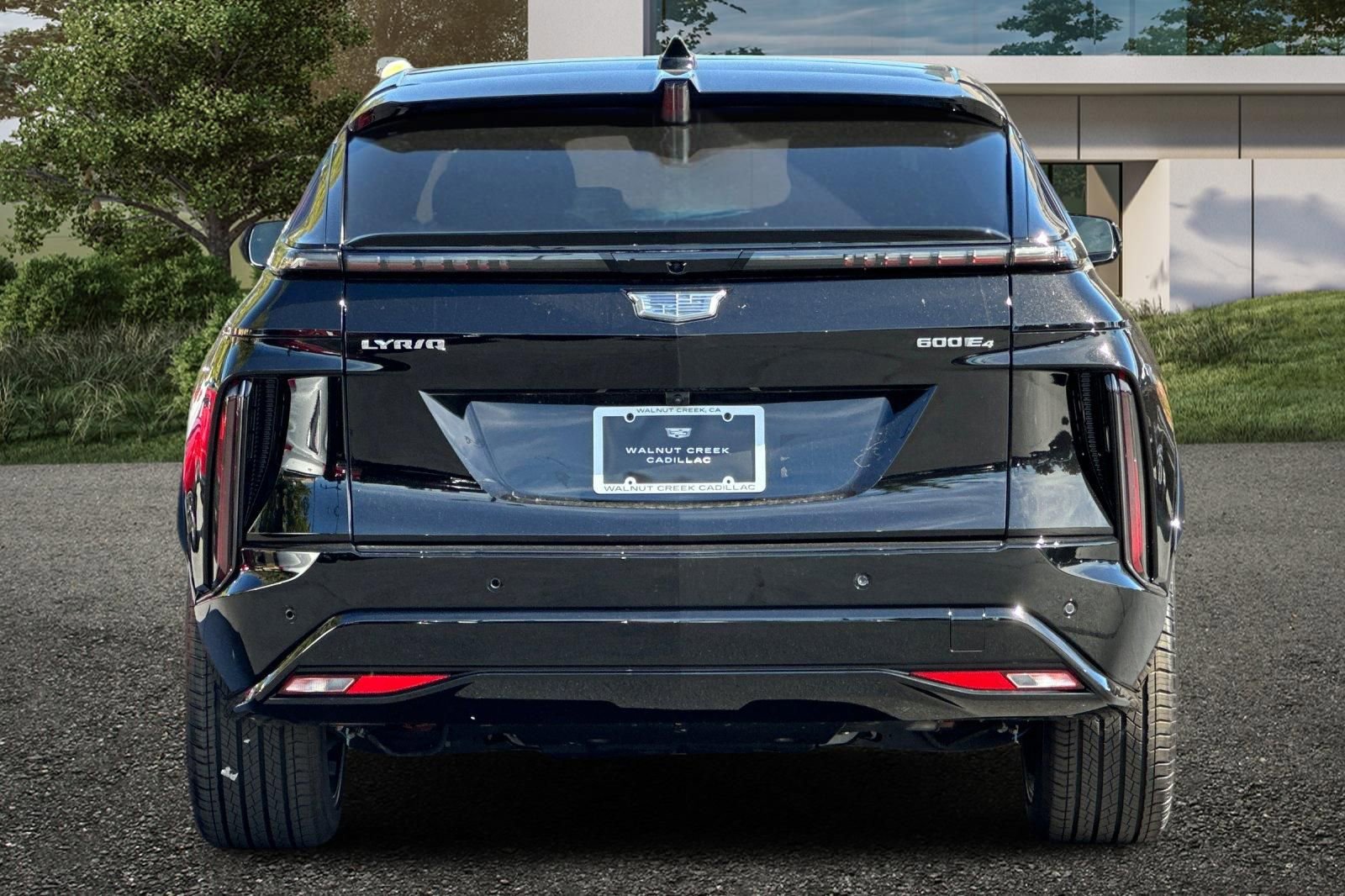 2025 Cadillac Lyriq Sport photo 3