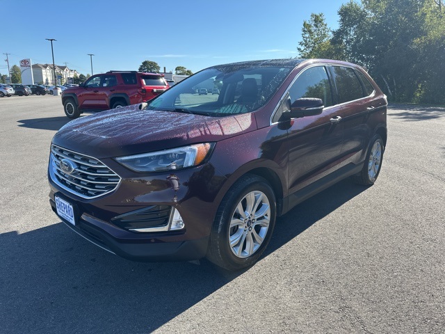 2020 Ford Edge Titanium photo 3