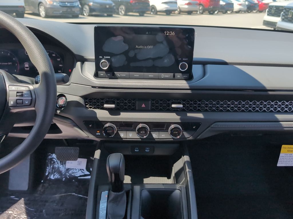 2025 Honda Accord 1.5T SE photo 14