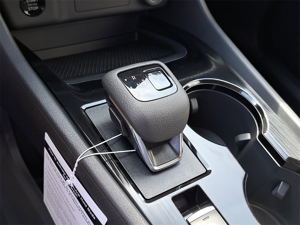 2026 Nissan Rogue SV photo 30