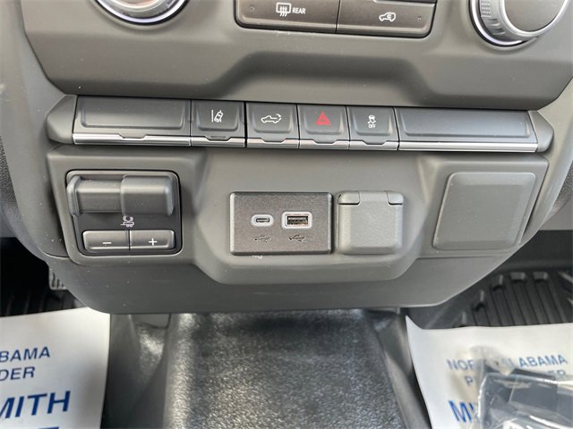 2025 Chevrolet Silverado 2500HD photo 25