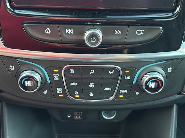 2023 Chevrolet Traverse Premier photo 24