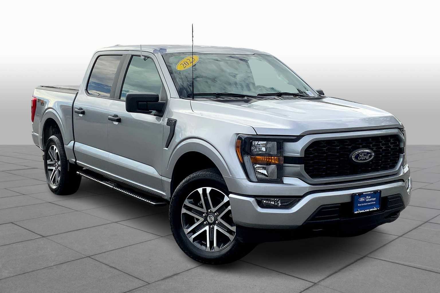 2023 Ford F-150 XL photo 2