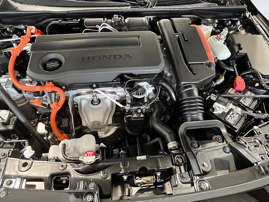 2025 Honda Civic Hatchback Hybrid Sport photo 11