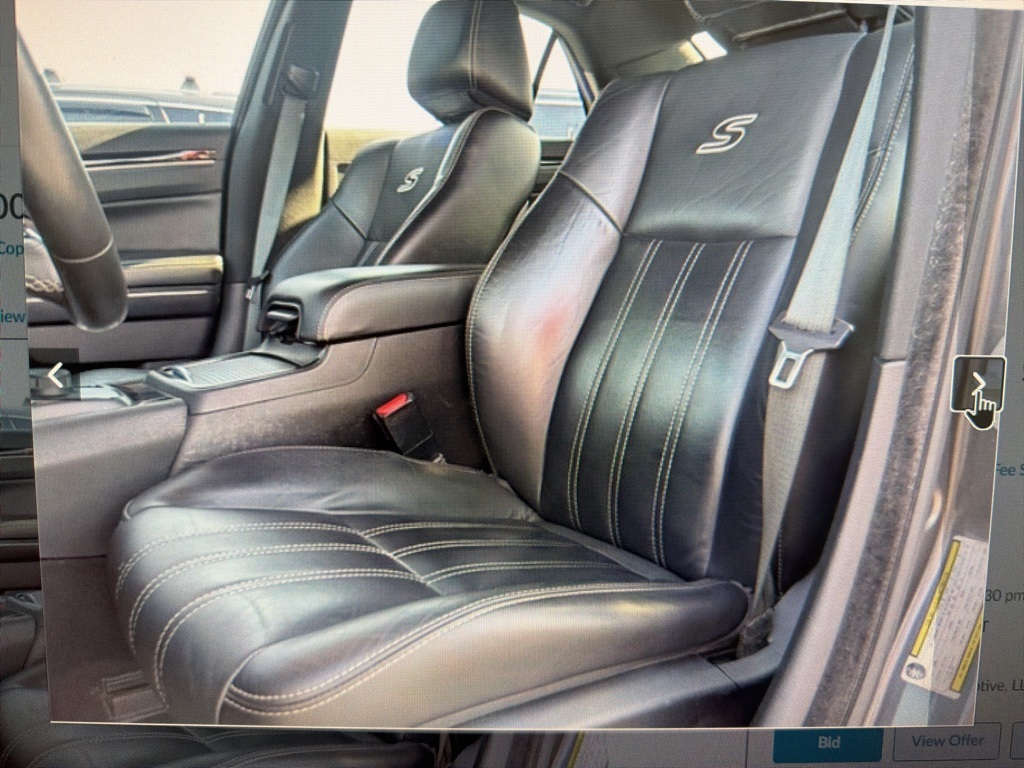 2021 Chrysler 300 S photo 4