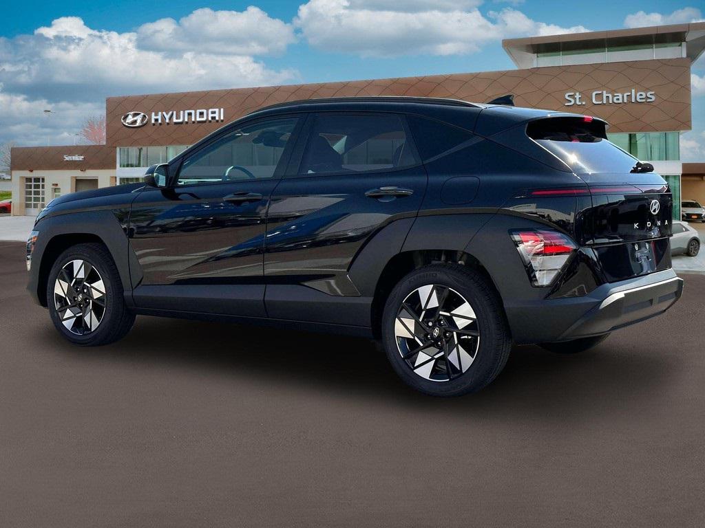 2025 Hyundai Kona SEL photo 4