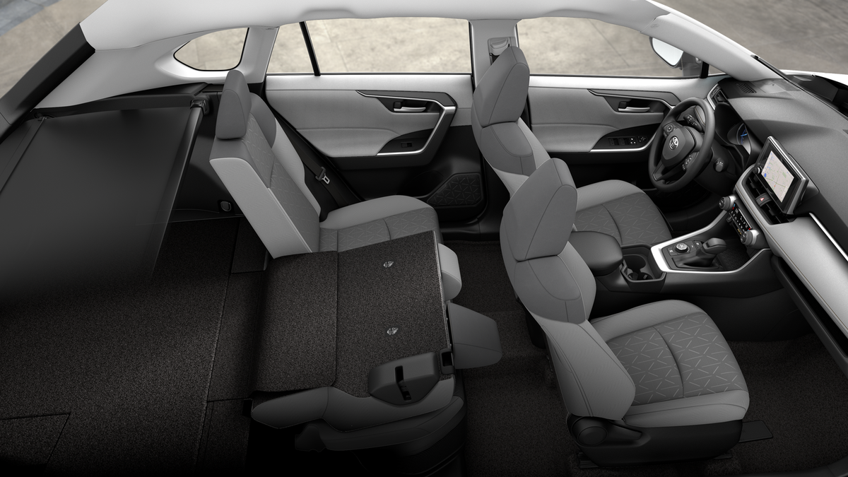 2025 Toyota RAV4 Hybrid XLE photo 15