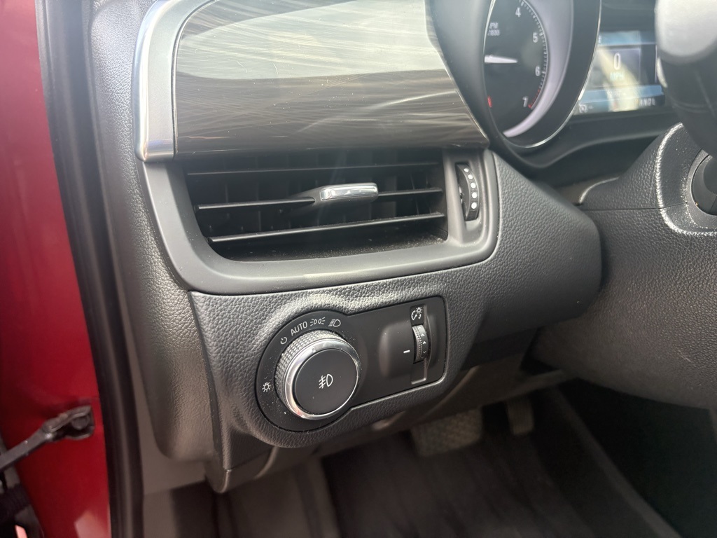 2019 Buick Envision Essence photo 14