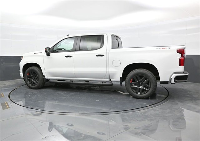 2025 Chevrolet Silverado 1500 photo 3