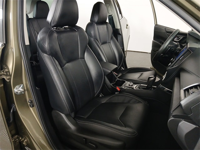 2023 Subaru Forester Touring photo 20