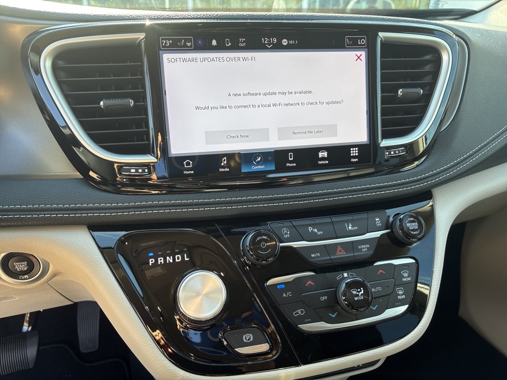 Used 2024 Chrysler Pacifica Touring L with VIN 2C4RC3BG3RR122221 for sale in Winona, Minnesota