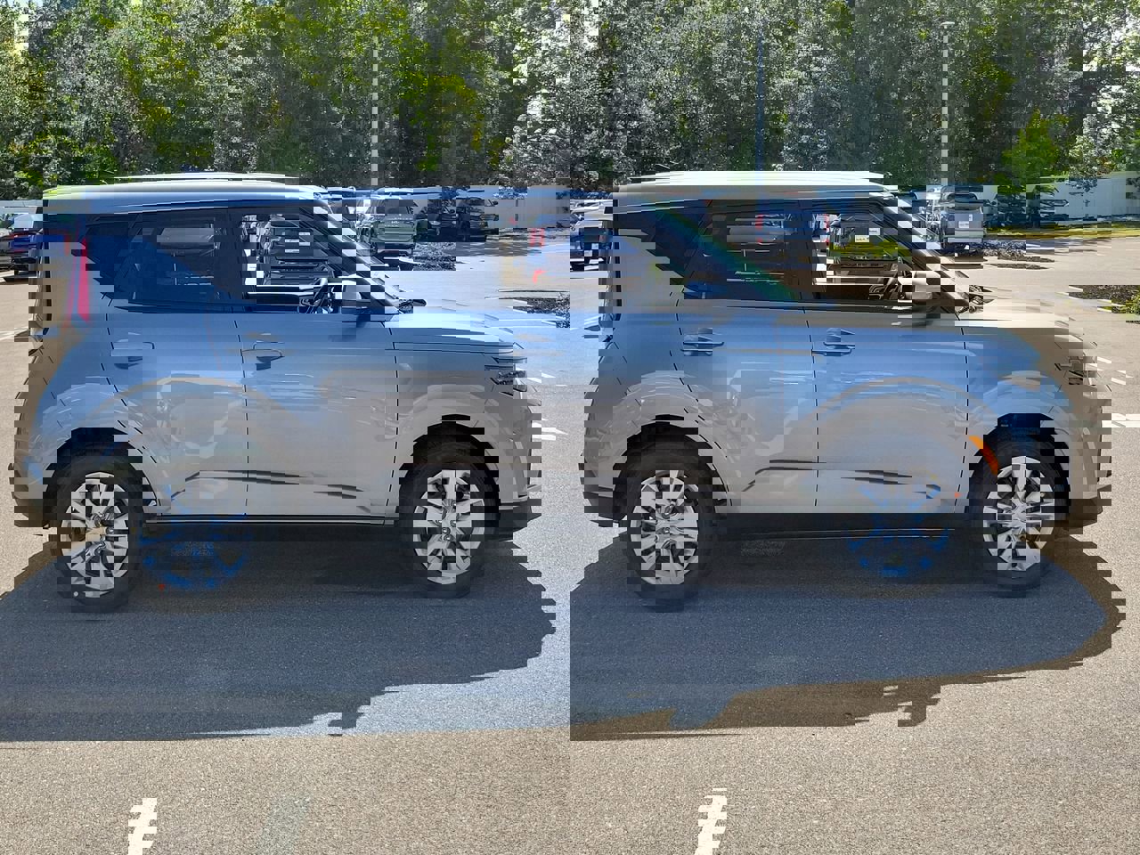 2025 Kia Soul LX photo 3
