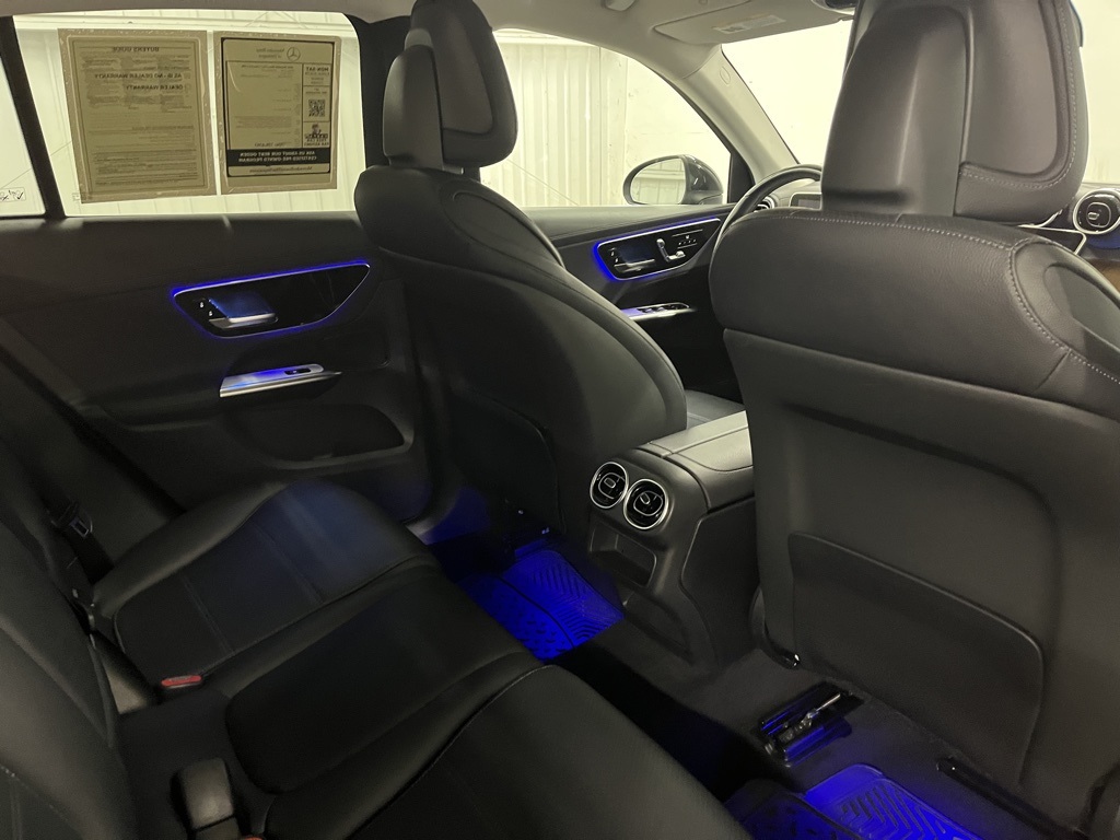 2024 Mercedes Benz GLC 300 photo 18