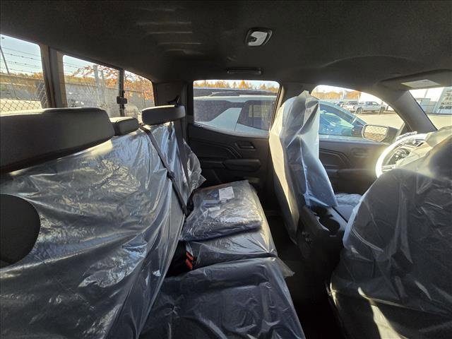 2026 Chevrolet Colorado Trail Boss photo 4