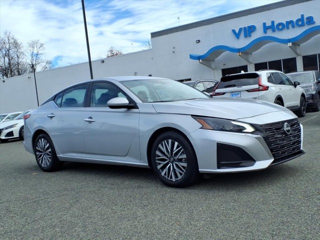 2023 Nissan Altima SV