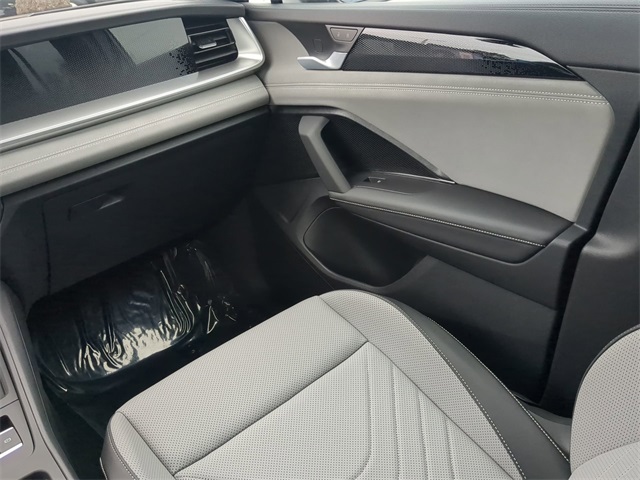 2025 Volkswagen Tiguan SE R-Line Black photo 16
