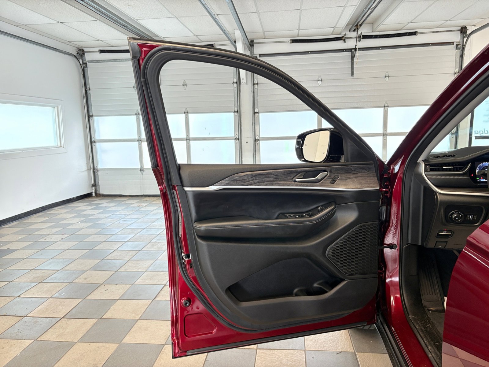 2023 Jeep Grand Cherokee Limited photo 28