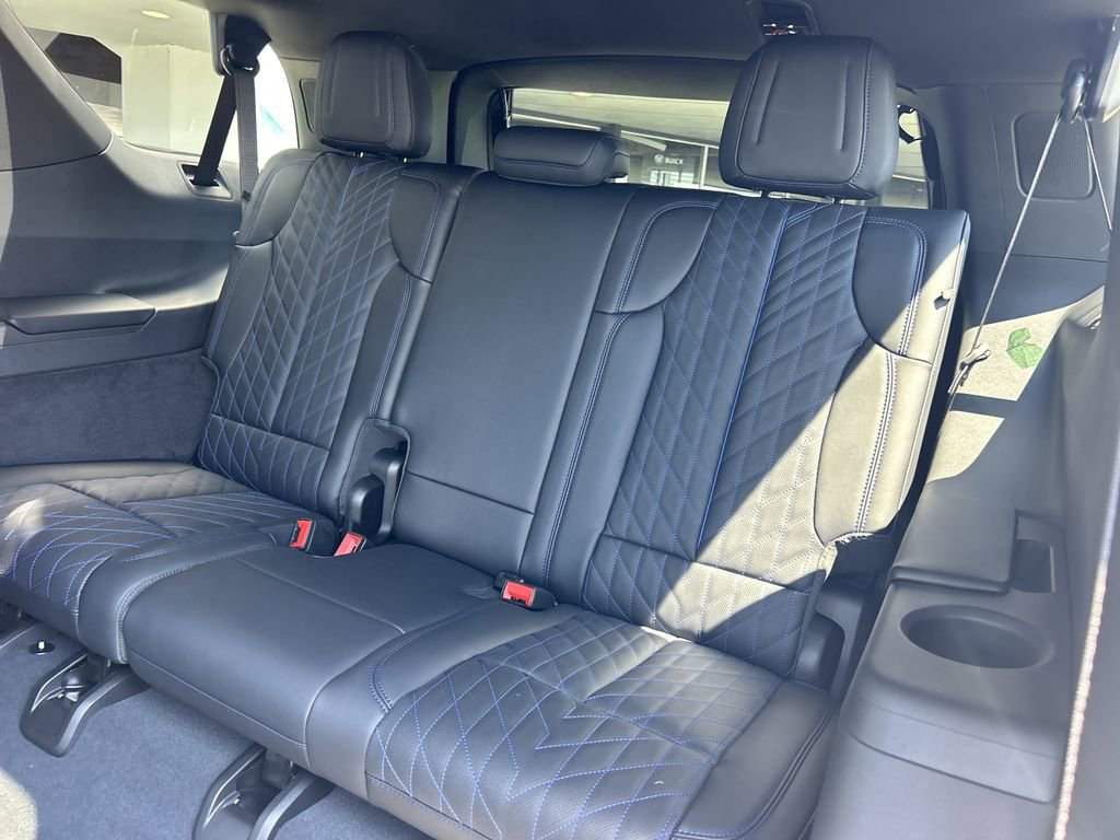 2026 Cadillac Escalade Sport photo 17