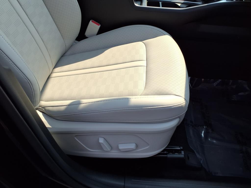 2025 Kia Sorento EX photo 22