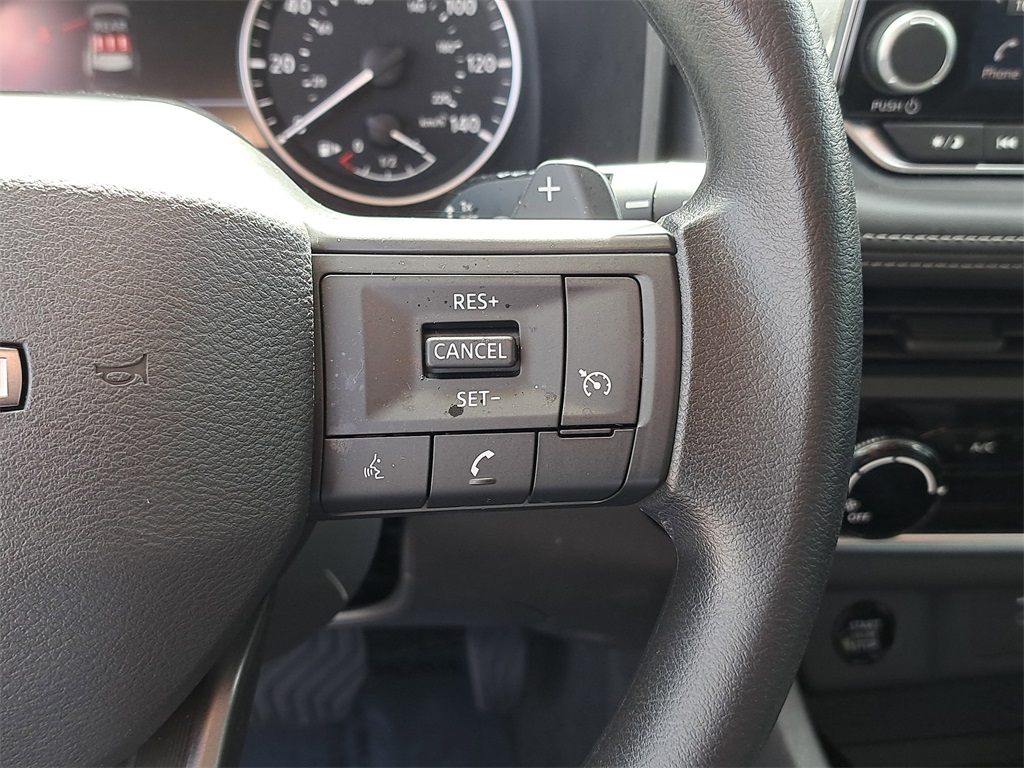 2025 Nissan Rogue S photo 23