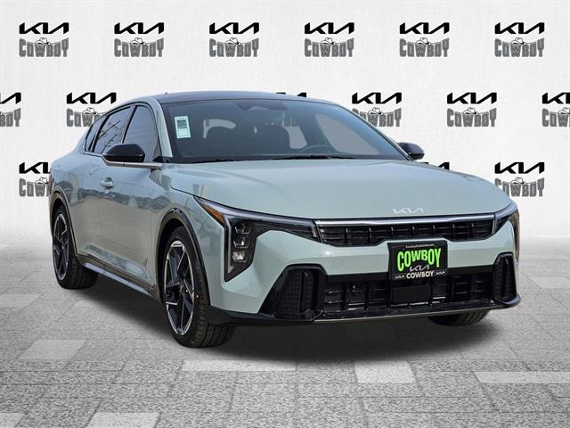 2025 Kia K4 GT-Line's photo
