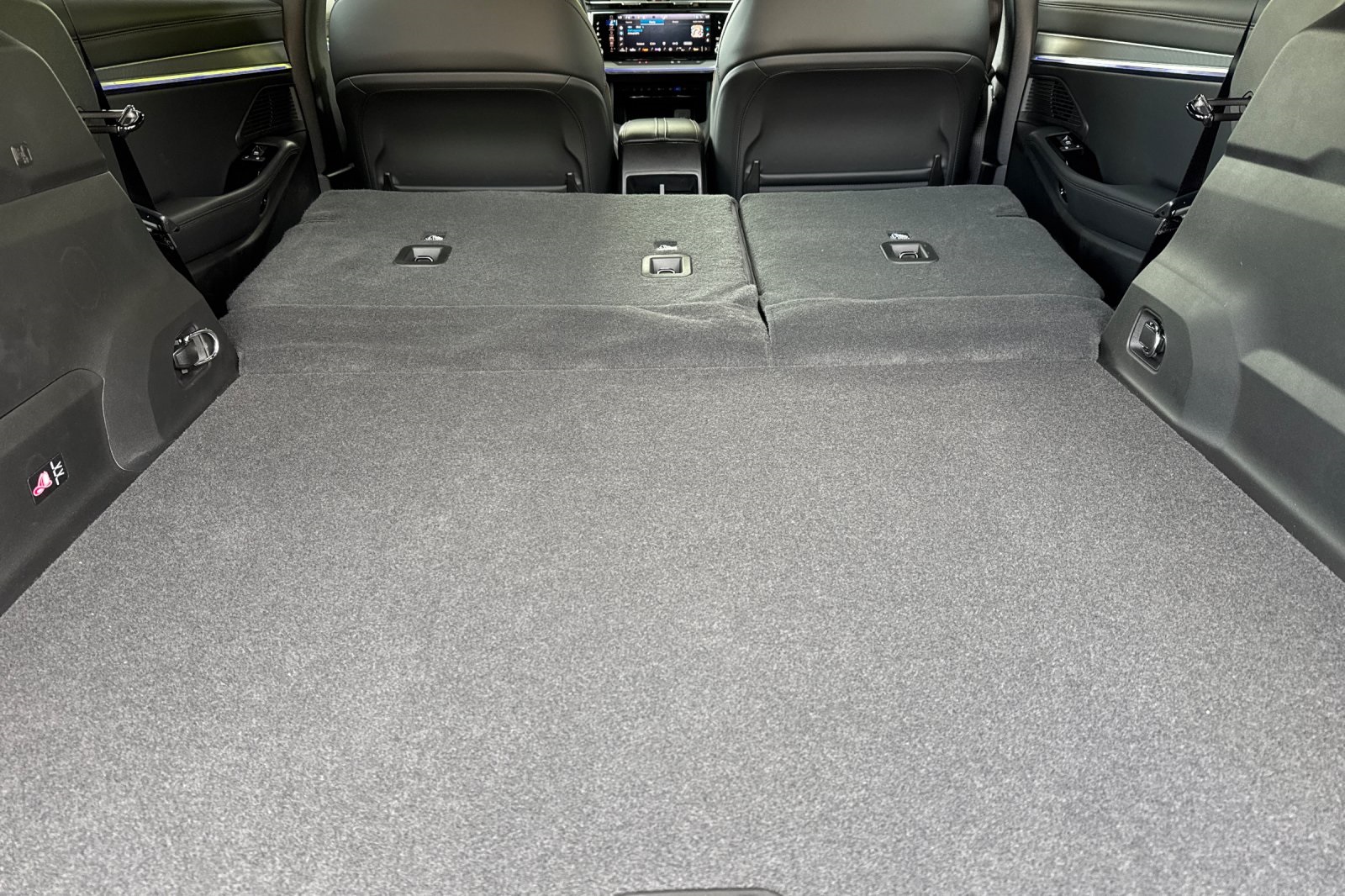 2025 Jeep Wagoneer S Launch Edition photo 13