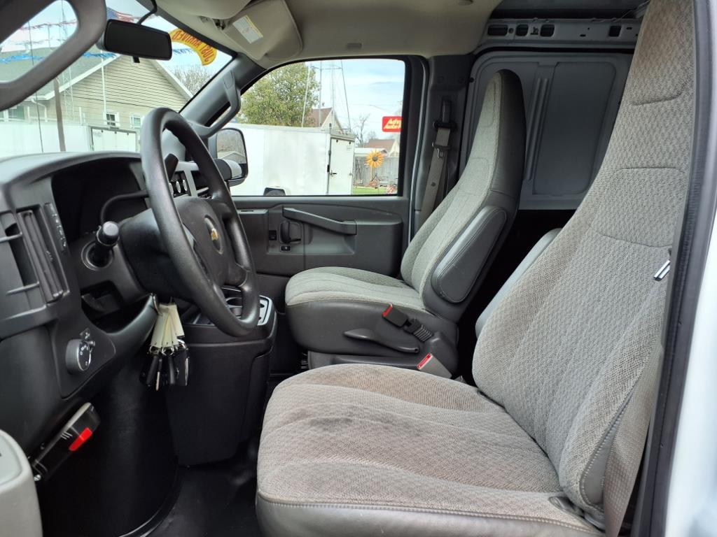 2019 Chevrolet Express Cargo 3500 photo 4