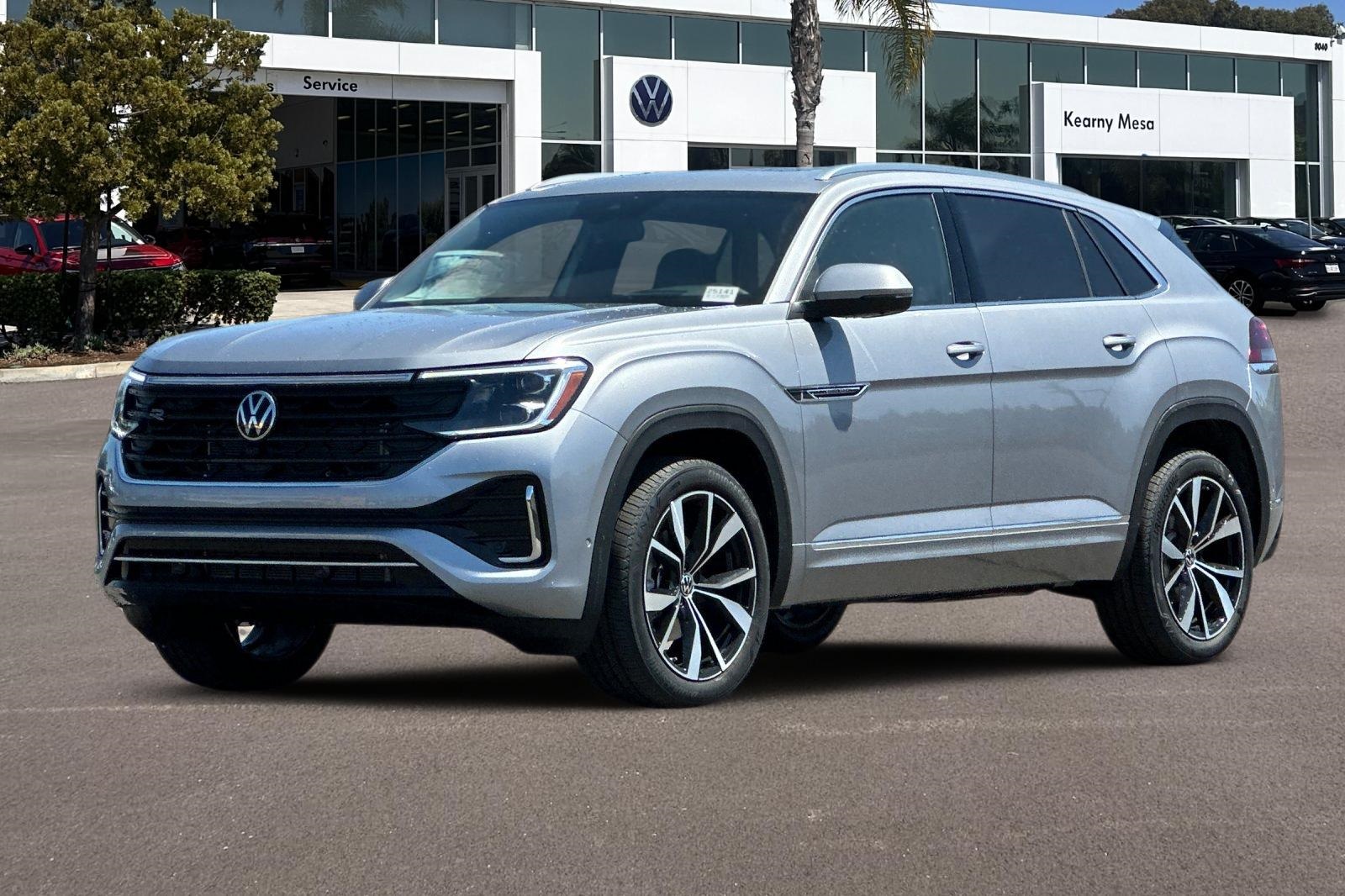 2026 Volkswagen Atlas Cross Sport SEL Premium R-Line photo 8