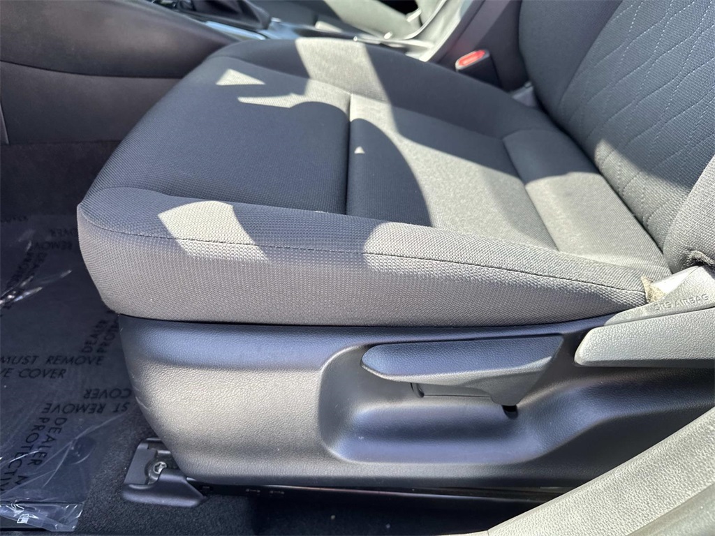 2023 Toyota Corolla LE photo 16