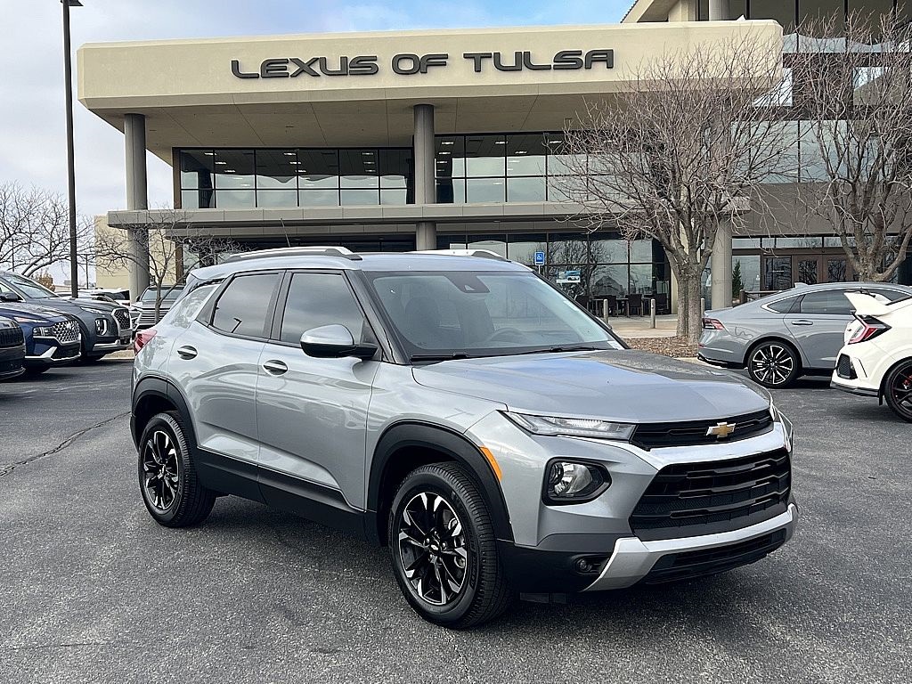 2023 Chevrolet TrailBlazer LT's photo
