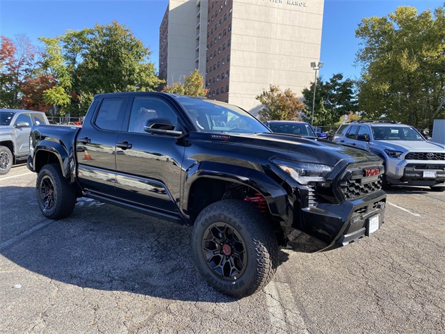 2025 Toyota Tacoma TRD Pro's photo
