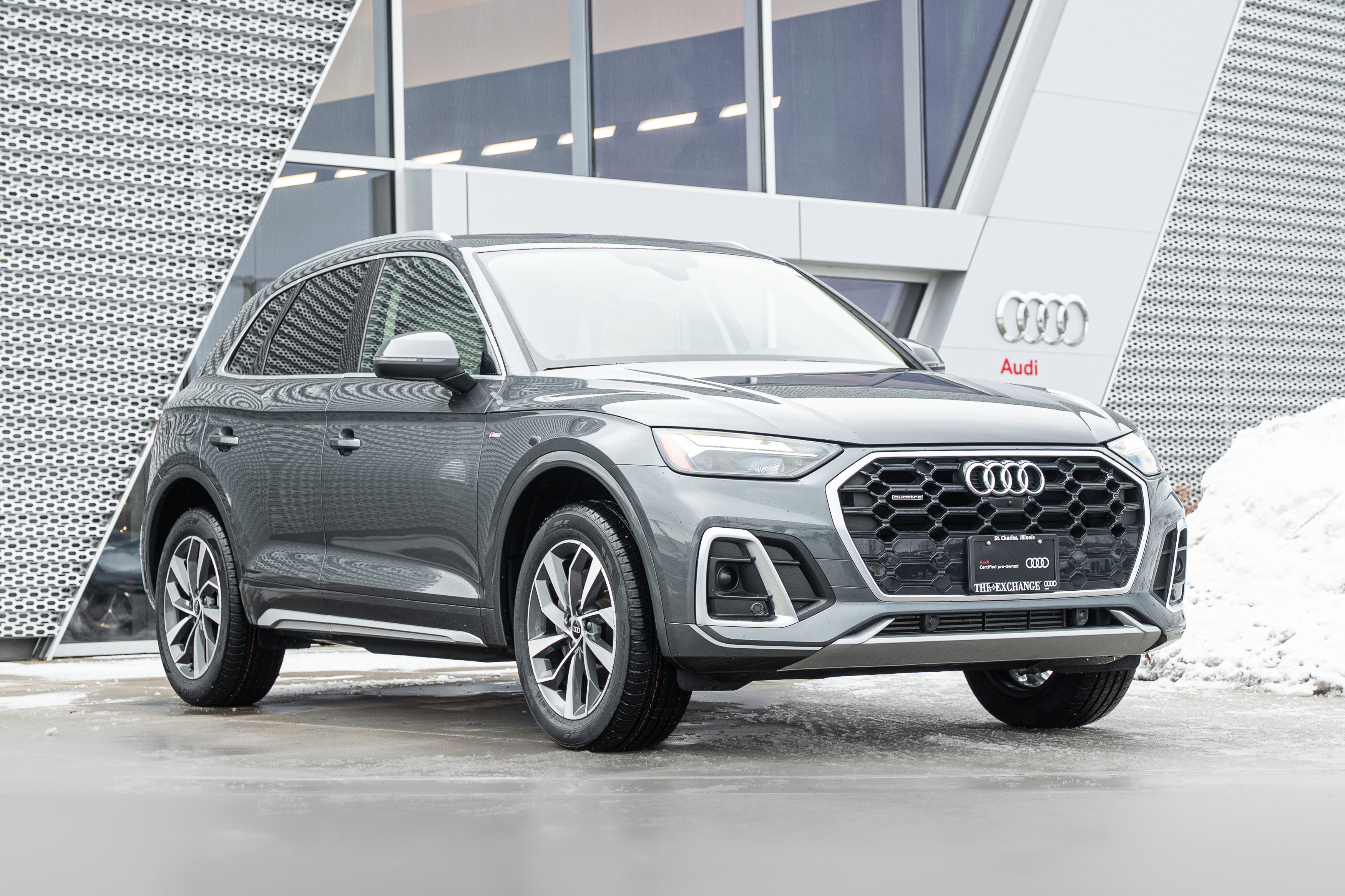 2023 Audi Q5 Premium Plus's photo
