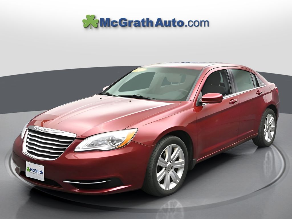 2012 Chrysler 200 Touring photo 5