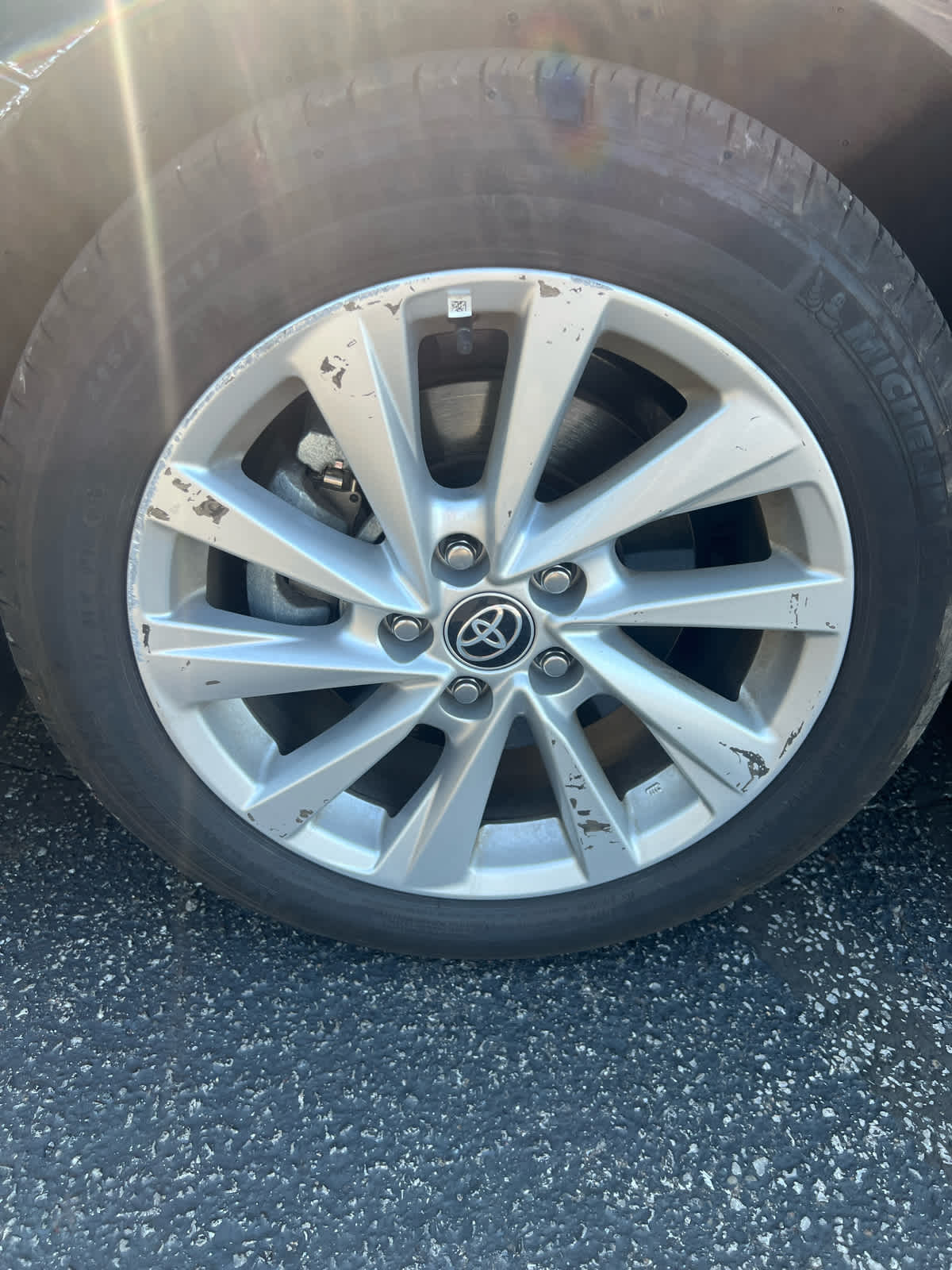 2023 Toyota Camry LE photo 9