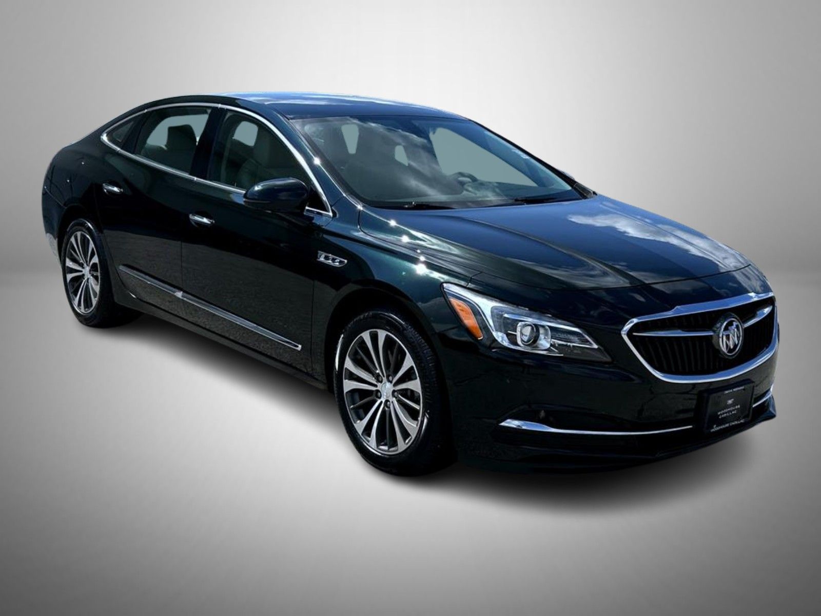 2017 Buick LaCrosse Preferred photo 3