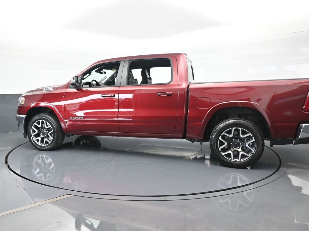 2025 Ram 1500 Laramie photo 3